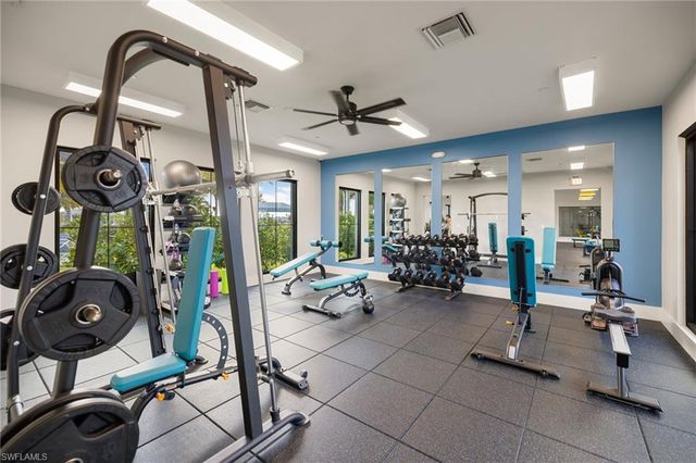 3967 Pegasus WAY, Naples, FL 34120