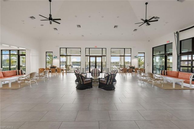 3967 Pegasus WAY, Naples, FL 34120