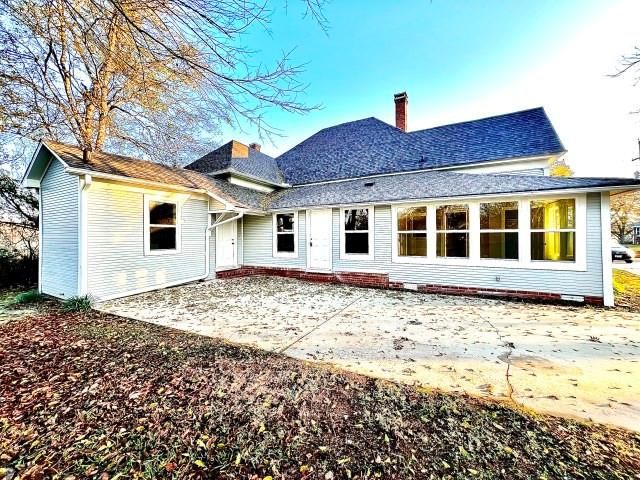 208 Daingerfield Street, Naples, TX 75568