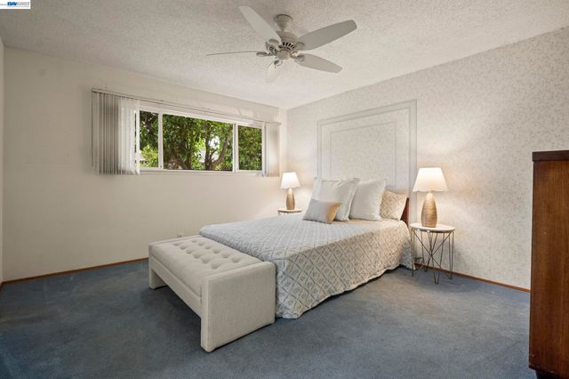 10191 Vicksburg Dr, Cupertino, CA 95014