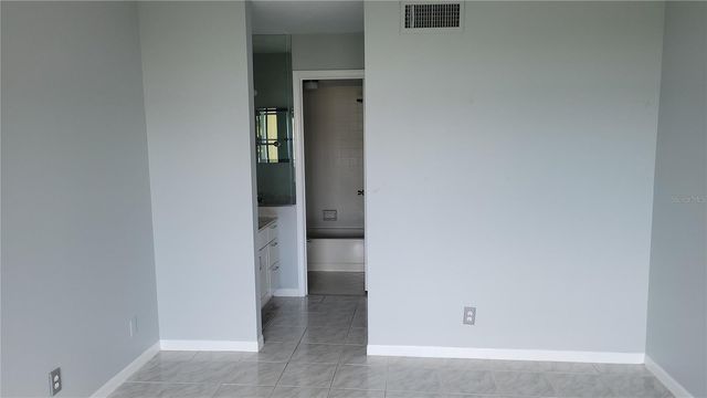 6322 PALMA DEL MAR BOULEVARD S 106, St Petersburg, FL 33715