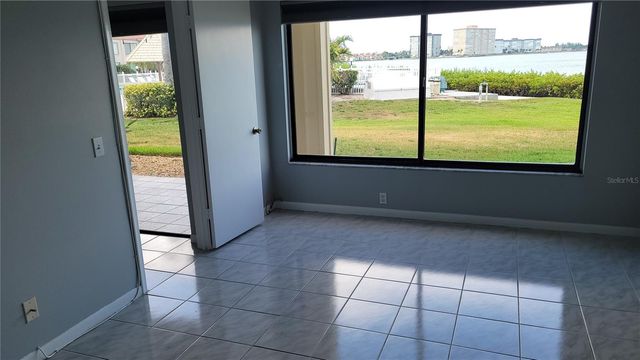 6322 PALMA DEL MAR BOULEVARD S 106, St Petersburg, FL 33715