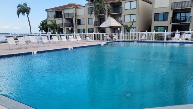 6322 PALMA DEL MAR BOULEVARD S 106, St Petersburg, FL 33715