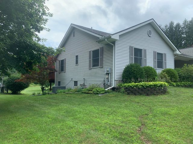 9868 Willow Road, Willis, MI 48191