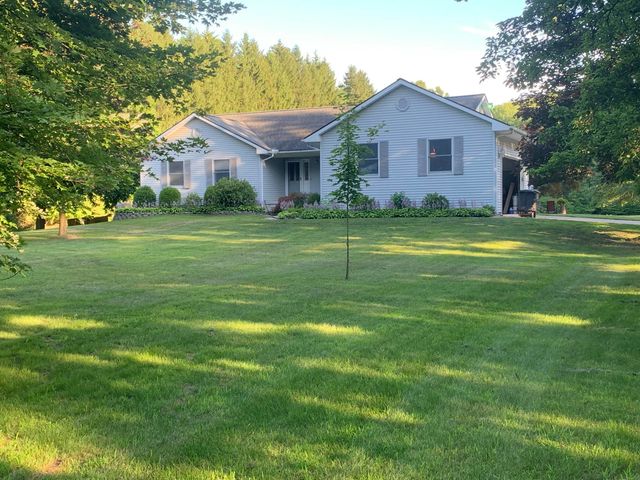 9868 Willow Road, Willis, MI 48191