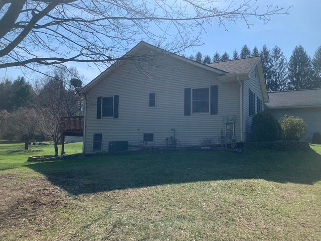 9868 Willow Road, Willis, MI 48191