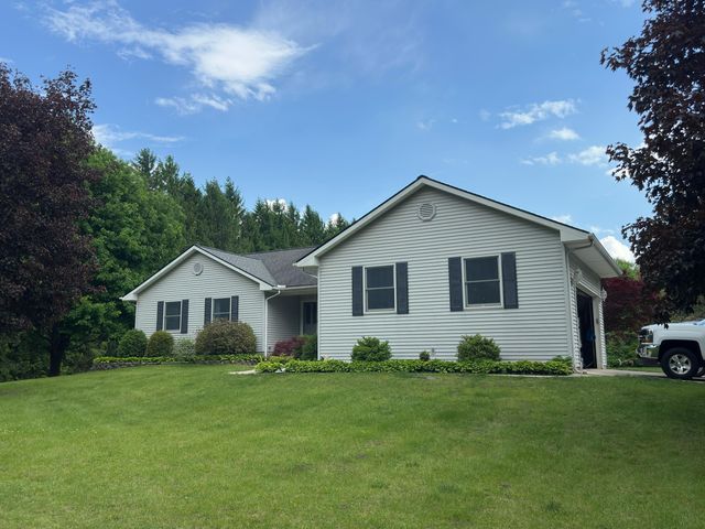 9868 Willow Road, Willis, MI 48191