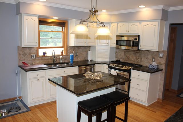 9868 Willow Road, Willis, MI 48191
