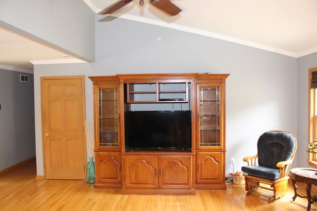 9868 Willow Road, Willis, MI 48191