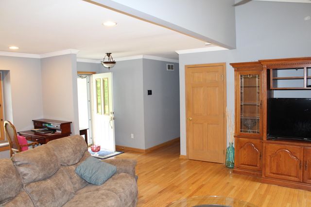 9868 Willow Road, Willis, MI 48191