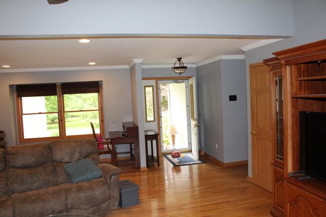 9868 Willow Road, Willis, MI 48191