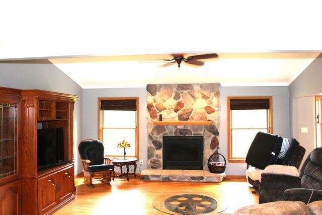 9868 Willow Road, Willis, MI 48191