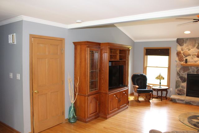 9868 Willow Road, Willis, MI 48191