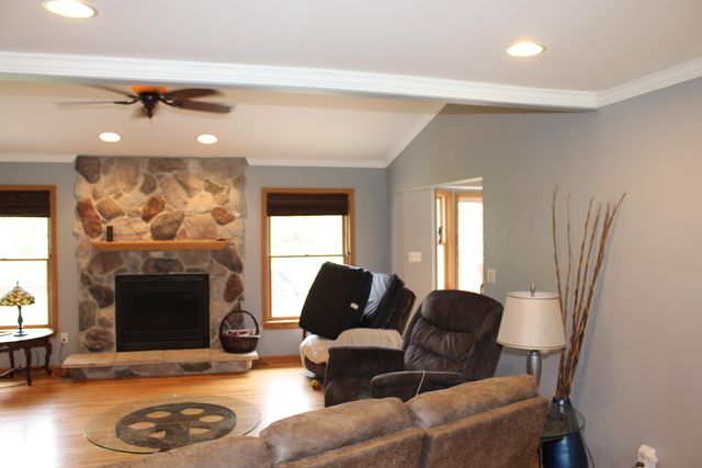 9868 Willow Road, Willis, MI 48191