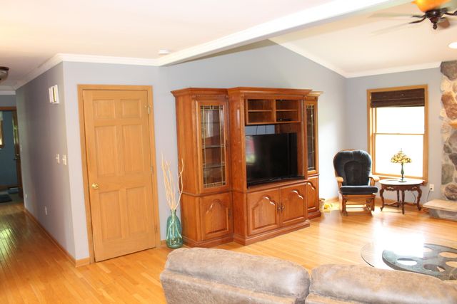 9868 Willow Road, Willis, MI 48191