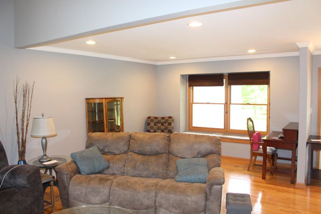 9868 Willow Road, Willis, MI 48191