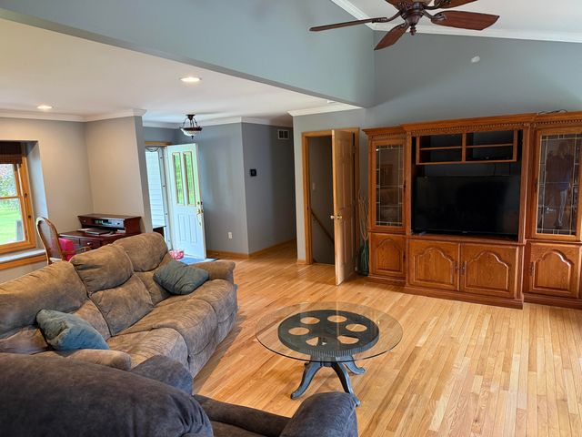 9868 Willow Road, Willis, MI 48191