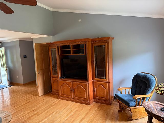 9868 Willow Road, Willis, MI 48191