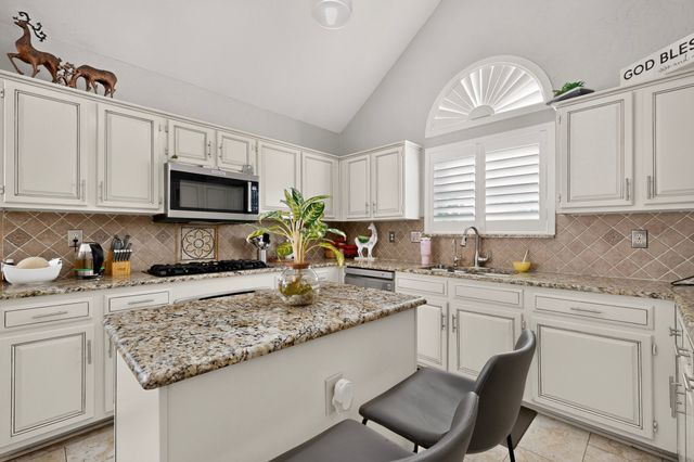 2819 Williams Way Court, Dallas, TX 75228