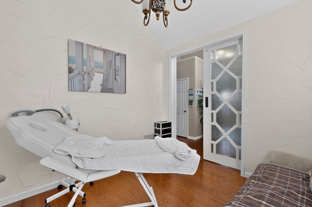 2819 Williams Way Court, Dallas, TX 75228