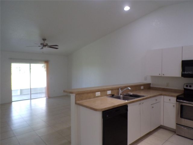 385 SUNFLOWER STREET A, Punta Gorda, FL 33982