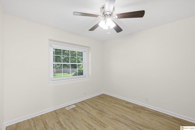 16408 Sprague Street, Omaha, NE 68116