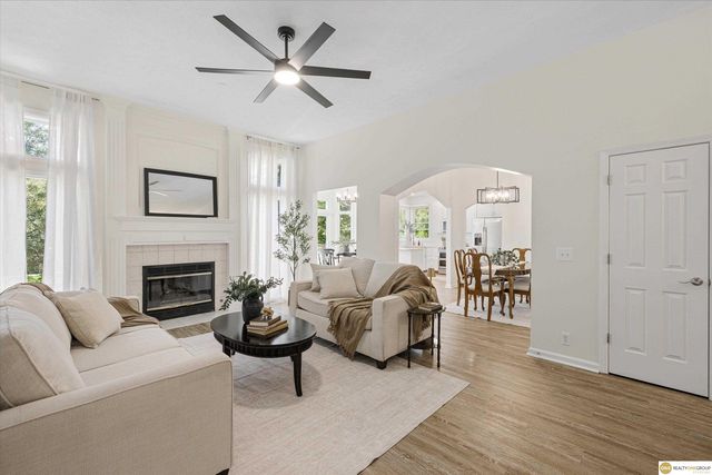 16408 Sprague Street, Omaha, NE 68116
