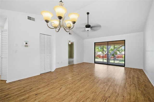 309 KNOTTWOOD COURT 309, Sun City Center, FL 33573