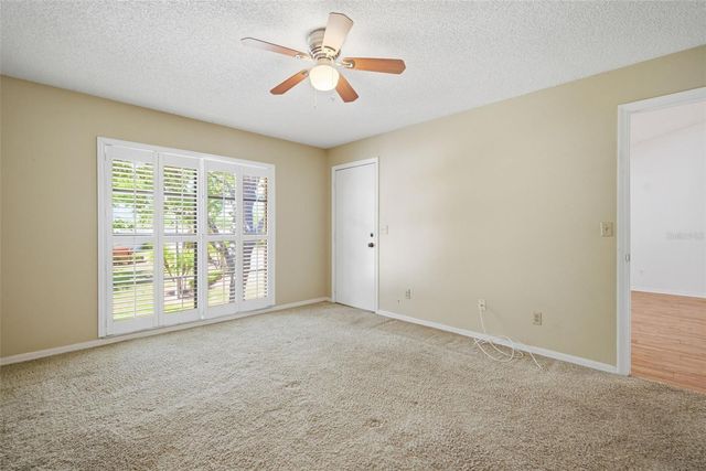 309 KNOTTWOOD COURT 309, Sun City Center, FL 33573