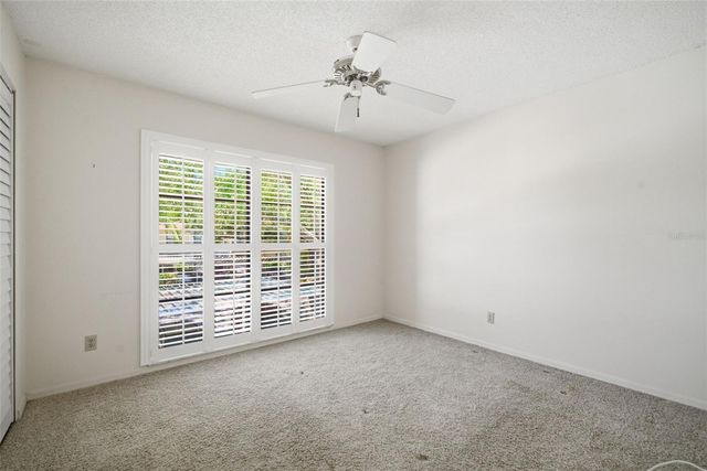 309 KNOTTWOOD COURT 309, Sun City Center, FL 33573