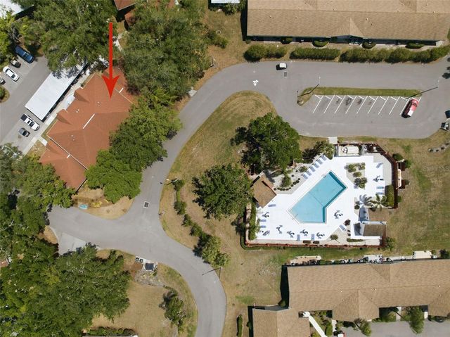 309 KNOTTWOOD COURT 309, Sun City Center, FL 33573