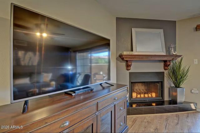 10410 N CAVE CREEK Road 1071, Phoenix, AZ 85020