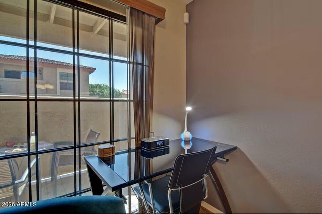 10410 N CAVE CREEK Road 1071, Phoenix, AZ 85020