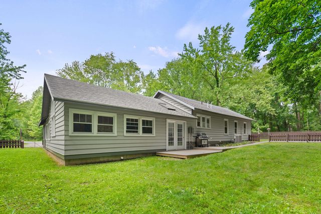 12241 Flynn Road, Sawyer, MI 49125
