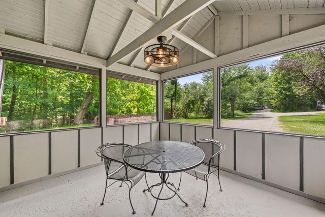 12241 Flynn Road, Sawyer, MI 49125