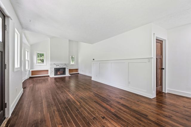 12241 Flynn Road, Sawyer, MI 49125