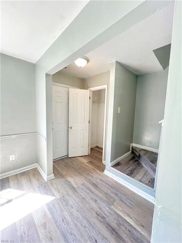 305 Civil Ct Apt D, Newport News, VA 23608