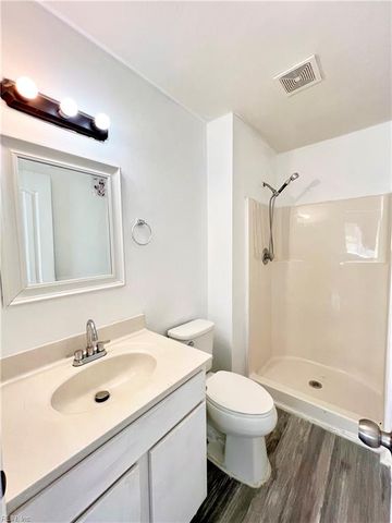 305 Civil Ct Apt D, Newport News, VA 23608