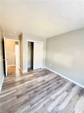 305 Civil Ct Apt D, Newport News, VA 23608