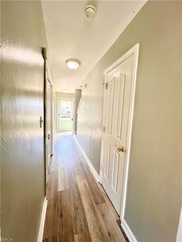 305 Civil Ct Apt D, Newport News, VA 23608