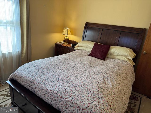 400 N BLACK HORSE PIKE, Runnemede, NJ 08078