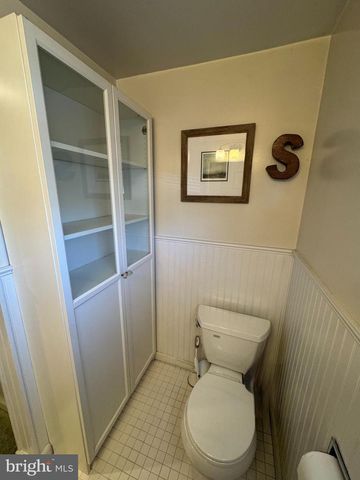 400 N BLACK HORSE PIKE, Runnemede, NJ 08078