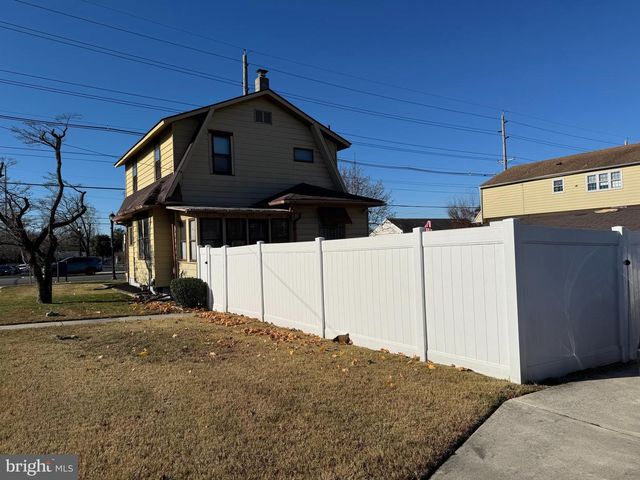 400 N BLACK HORSE PIKE, Runnemede, NJ 08078