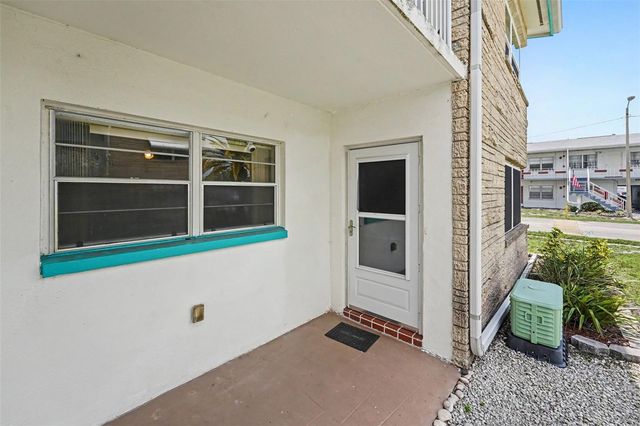 5855 18TH STREET N 1, St Petersburg, FL 33714