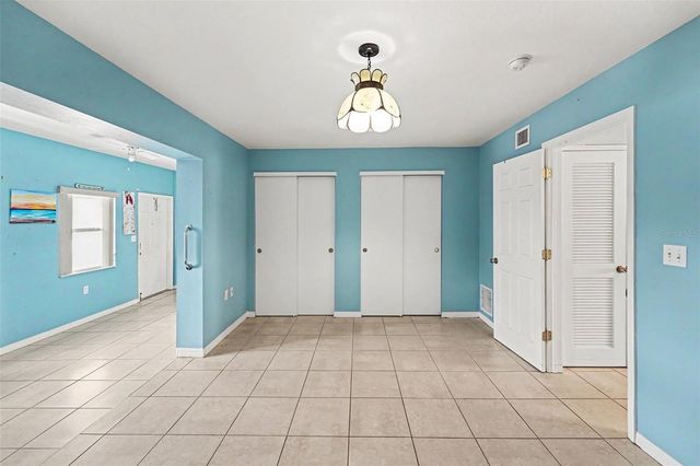 5855 18TH STREET N 1, St Petersburg, FL 33714