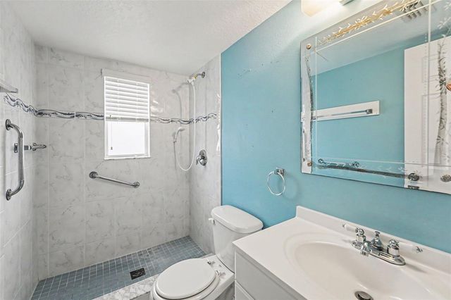 5855 18TH STREET N 1, St Petersburg, FL 33714