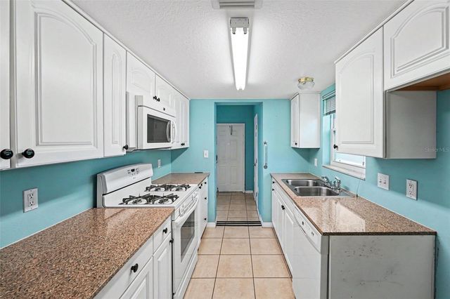 5855 18TH STREET N 1, St Petersburg, FL 33714