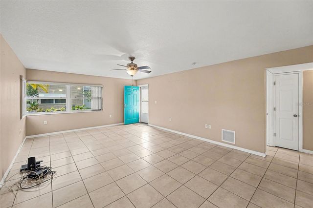 5855 18TH STREET N 1, St Petersburg, FL 33714