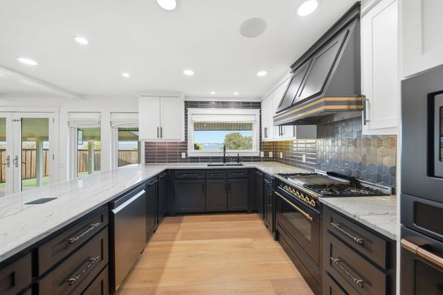 3204 Bouvier Street, Rowlett, TX 75088