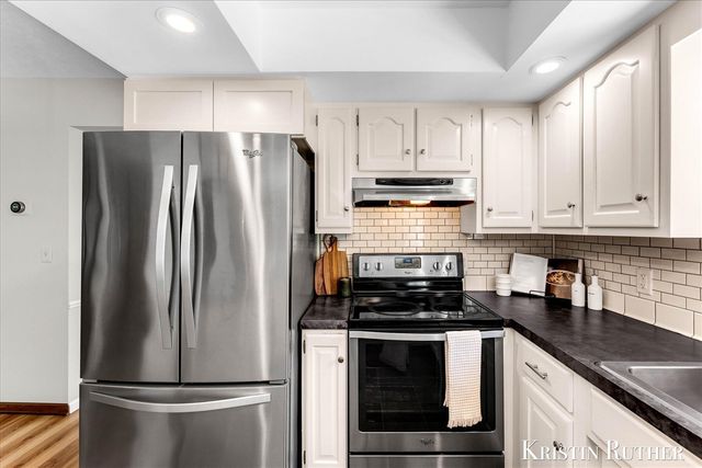 9155 J Avenue, Byron Center, MI 49315
